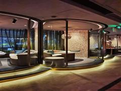 400平有独立外摆区餐酒吧整体转让